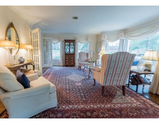 8 Bubbling Brook Rd, Walpole, MA 02081 photo 3