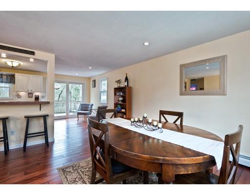 41 Leisure Ln, East Wareham, MA 02538 photo 4