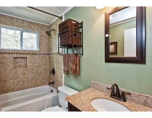 41 Leisure Ln, East Wareham, MA 02538 photo 12