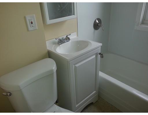 58 Glenham St, Springfield, MA 01104 photo 6