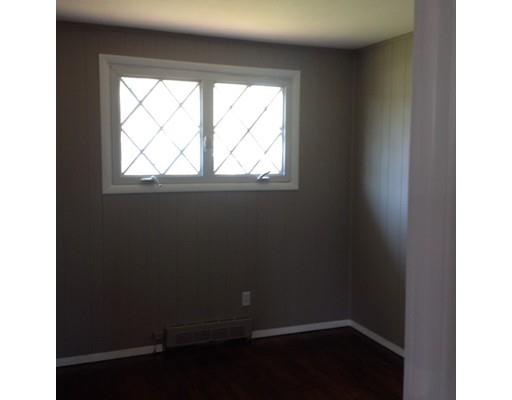 49 Hamiliton St, Springfield, MA 01119 photo 5