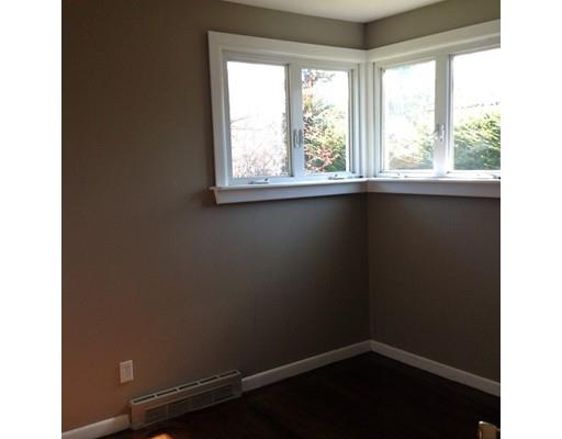 49 Hamiliton St, Springfield, MA 01119 photo 7