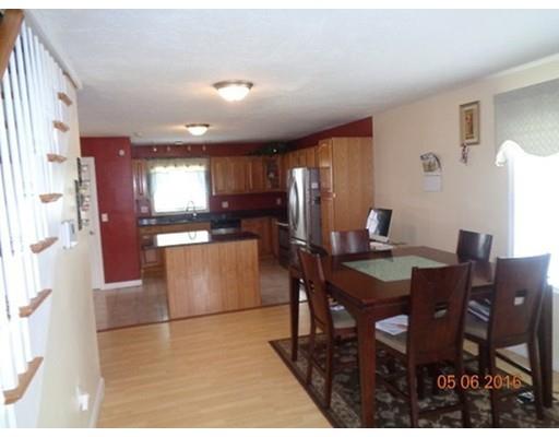 44 Aetna St, Worcester, MA 01604 photo 3
