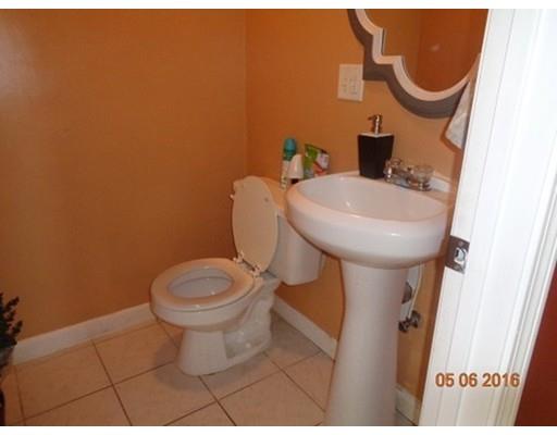 44 Aetna St, Worcester, MA 01604 photo 6