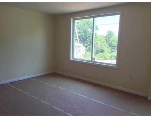 2 Farm St, Worcester, MA 01602 photo 3