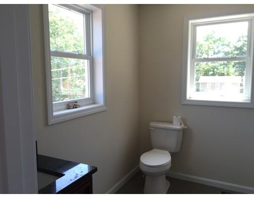 2 Farm St, Worcester, MA 01602 photo 6
