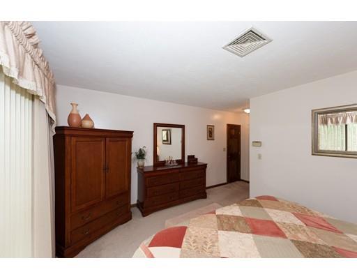 50 Trayer Rd, Canton, MA 02021 photo 17