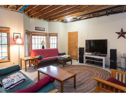 1081 Lyon St, Ludlow, MA 01056 photo 25