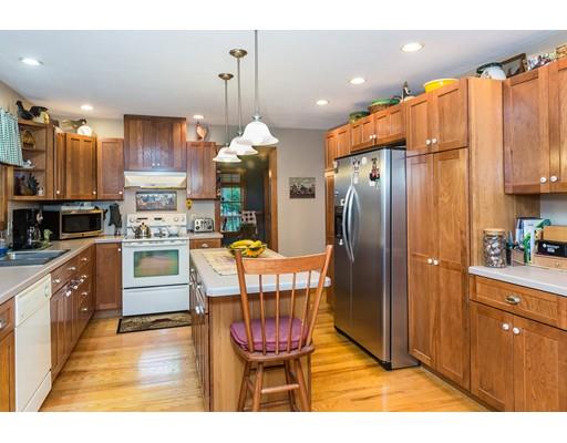 1081 Lyon St, Ludlow, MA 01056 photo 14