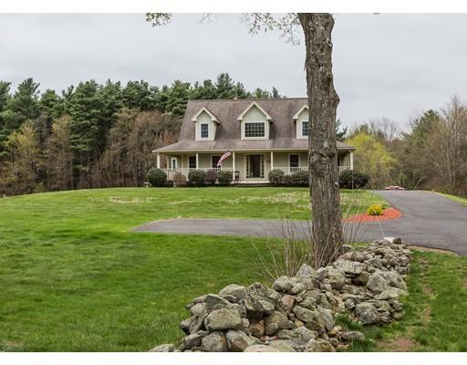 1081 Lyon St, Ludlow, MA 01056 photo 1