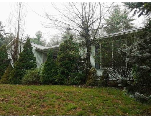 3 Emily Ln, Easthampton, MA 01027 photo 2