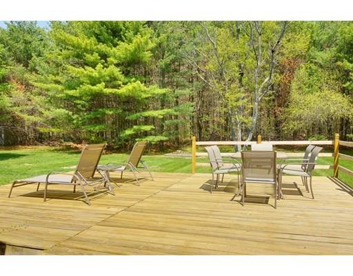 34 Colonial Dr, Mendon, MA 01756 photo 23