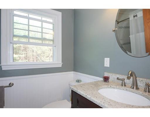 34 Colonial Dr, Mendon, MA 01756 photo 14