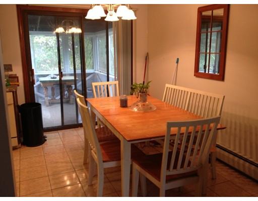 20 Picard Cir, Easthampton, MA 01027 photo 4