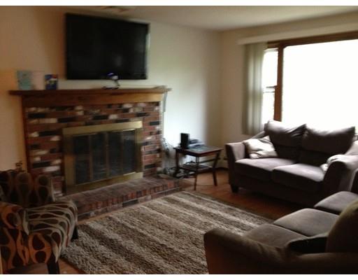 20 Picard Cir, Easthampton, MA 01027 photo 5