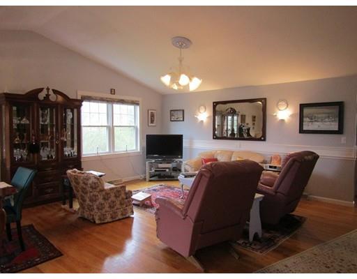 5168 N Main St, Fall River, MA 02720 photo 10