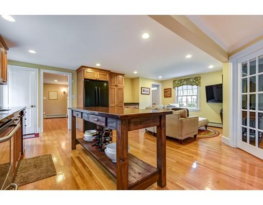 43 Douglas Rd, Needham, MA 02492 photo 3