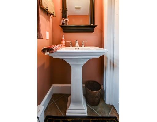43 Douglas Rd, Needham, MA 02492 photo 9