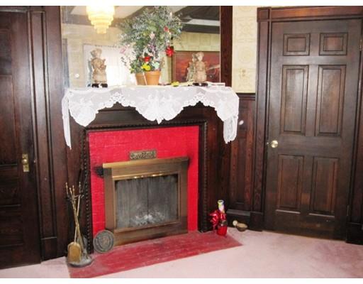 60 Garfield St, Springfield, MA 01108 photo 4