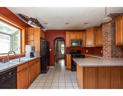 45 Itendale St, Springfield, MA 01108 photo 6