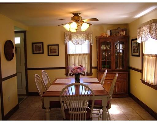 681 Common St, Walpole, MA 02081 photo 4