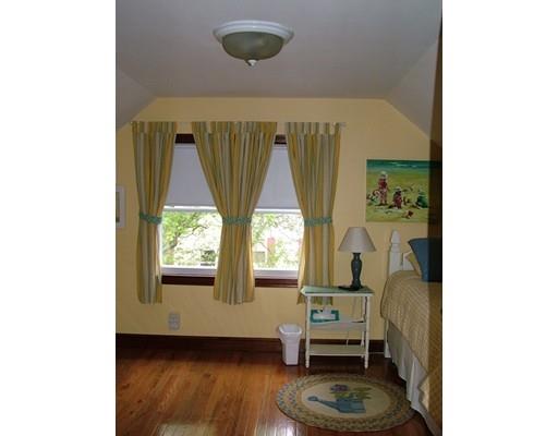 681 Common St, Walpole, MA 02081 photo 9