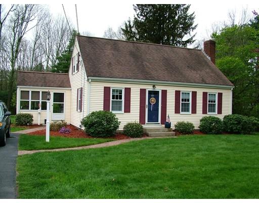 681 Common St, Walpole, MA 02081 photo 1