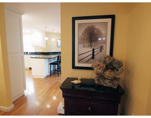 8 Ruby Ave, Marblehead, MA 01945 photo 2