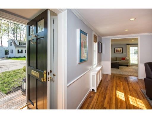 21 Downing St, Hingham, MA 02043 photo 4
