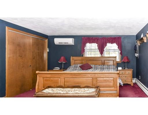 54 Scott Cir, Dedham, MA 02026 photo 10