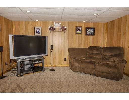 54 Scott Cir, Dedham, MA 02026 photo 14