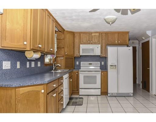 54 Scott Cir, Dedham, MA 02026 photo 7