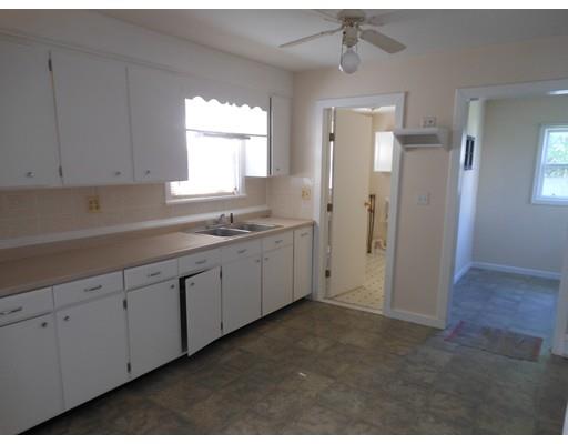 10 Center St, Easthampton, MA 01027 photo 11
