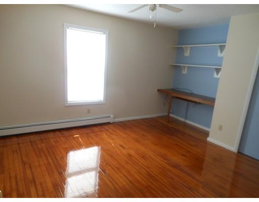 10 Center St, Easthampton, MA 01027 photo 13