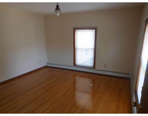 10 Center St, Easthampton, MA 01027 photo 19