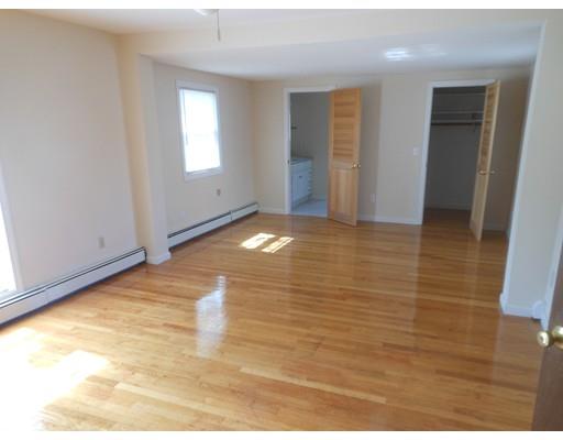 10 Center St, Easthampton, MA 01027 photo 14