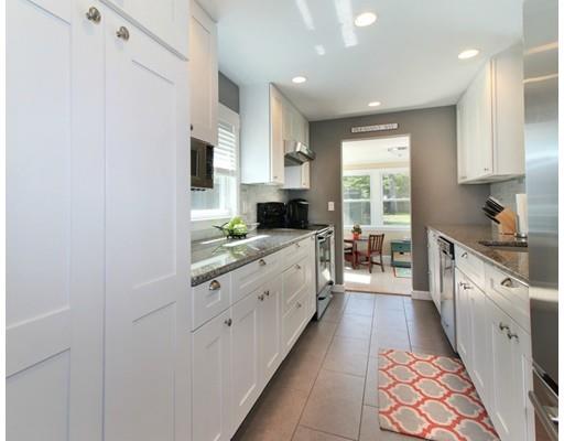 103 Marked Tree Rd, Needham, MA 02492 photo 11
