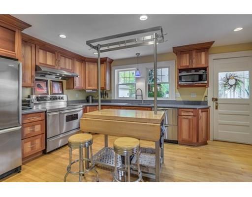 14 Berkeley St, Reading, MA 01867 photo 10