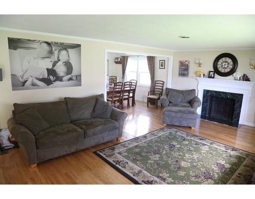 46 Marla Ln, Reading, MA 01867 photo 3