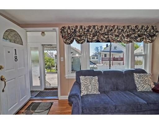 18 Trunfio Ln, Everett, MA 02149 photo 2