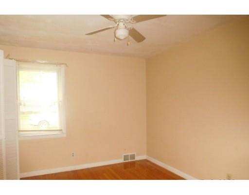 103 Huron St, Springfield, MA 01104 photo 6