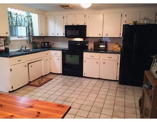 45 Ash St, Webster, MA 01570 photo 8