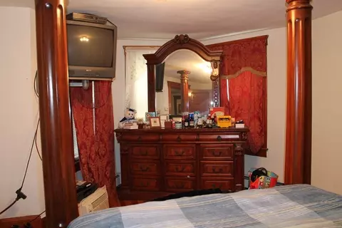 23 Eddy St, Webster, MA 01570 photo 9