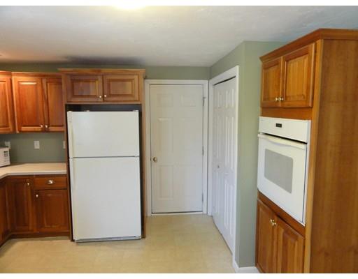 2 Hillside Dr, Townsend, MA 01469 photo 4