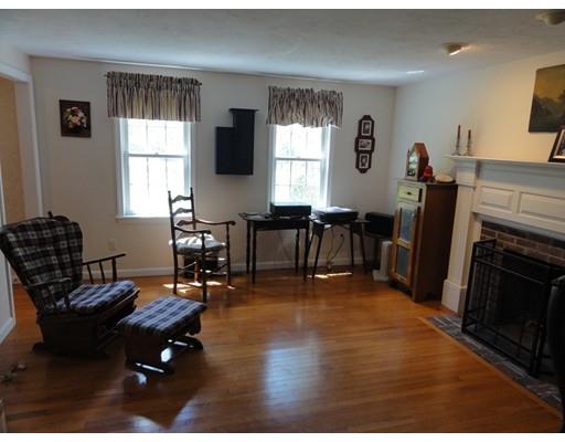 2 Hillside Dr, Townsend, MA 01469 photo 8