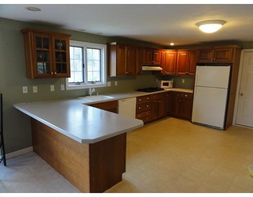 2 Hillside Dr, Townsend, MA 01469 photo 3