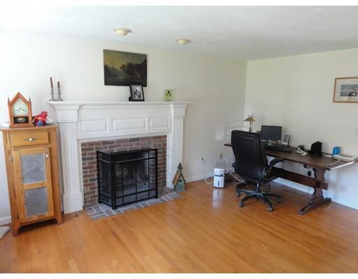 2 Hillside Dr, Townsend, MA 01469 photo 7