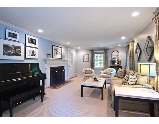 15 Jackson Rd, Wellesley, MA 02481 photo 2
