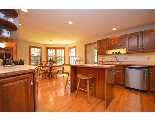 10 Houghton Rd, Sutton, MA 01590 photo 6