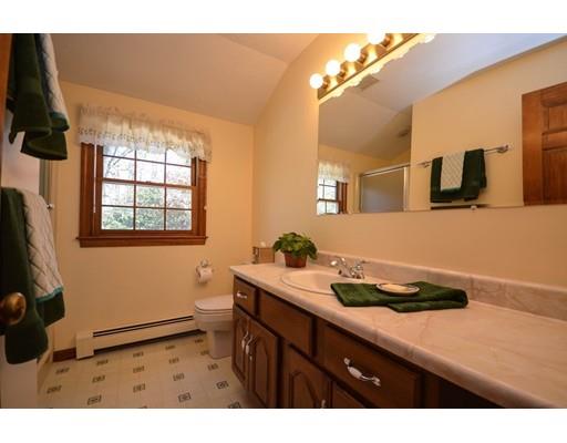 10 Houghton Rd, Sutton, MA 01590 photo 21